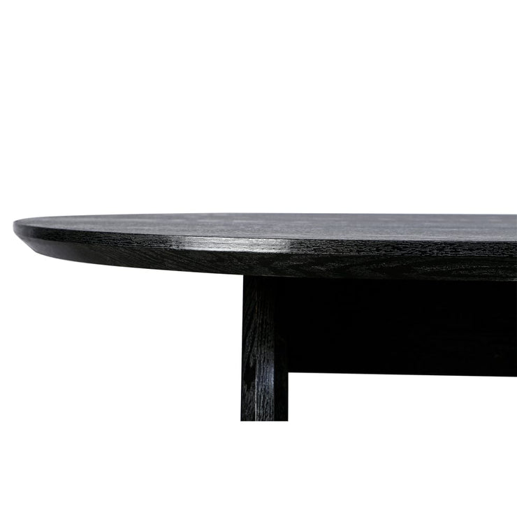 Belluno Oak Or Black 4-6 Seater 200cm Oval Dining Table